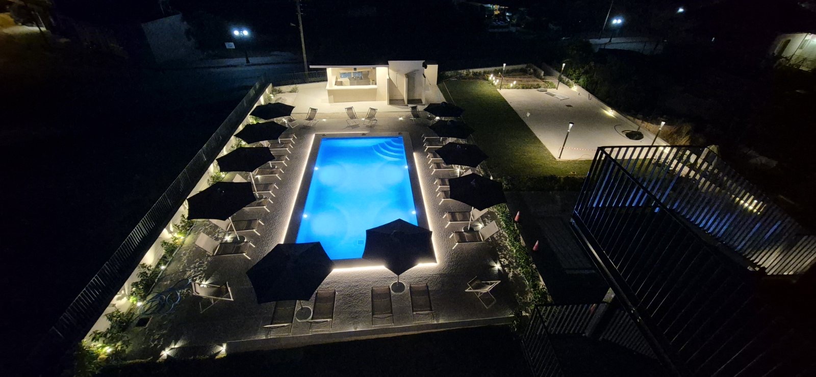 Terra Vinum pool relaxation area
